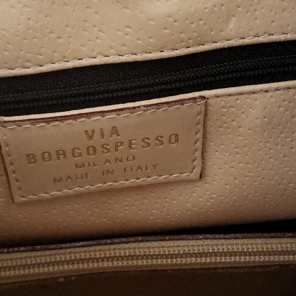 Purse - Picture 3 of 6